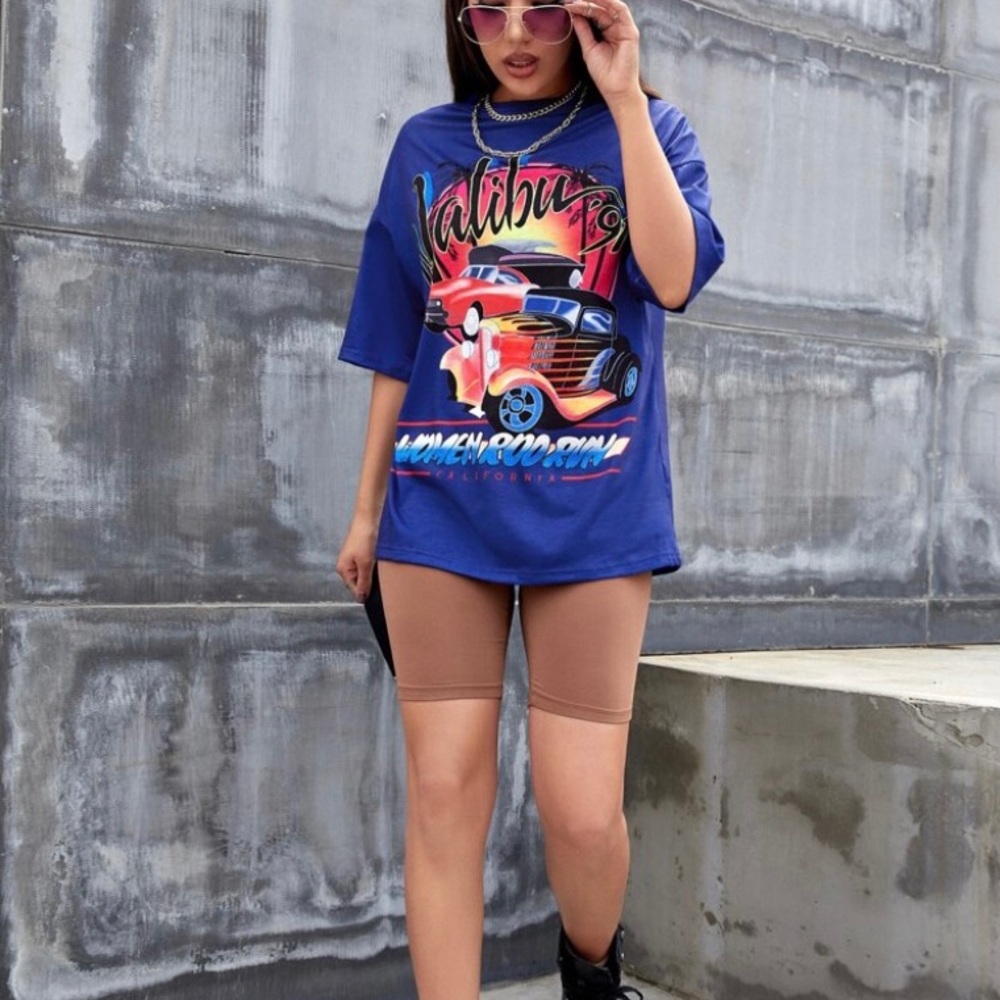 Oversized graphic T-shirt